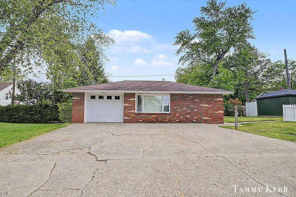 1159 S Shore Drive Holland City MI 49423