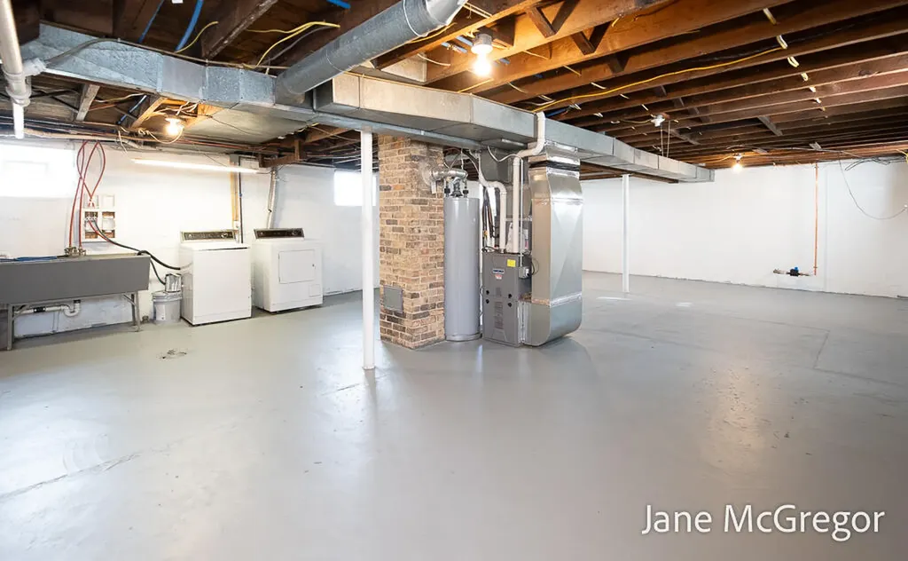 2023 Henry Street Muskegon City MI 49441