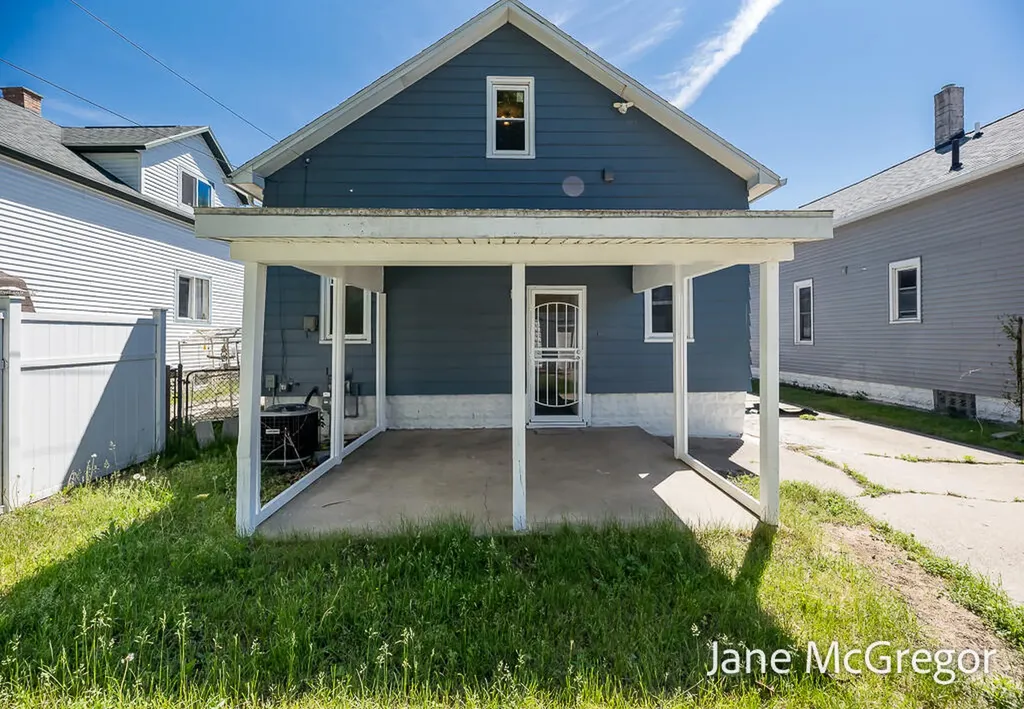 2023 Henry Street Muskegon City MI 49441