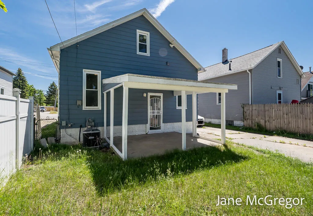 2023 Henry Street Muskegon City MI 49441