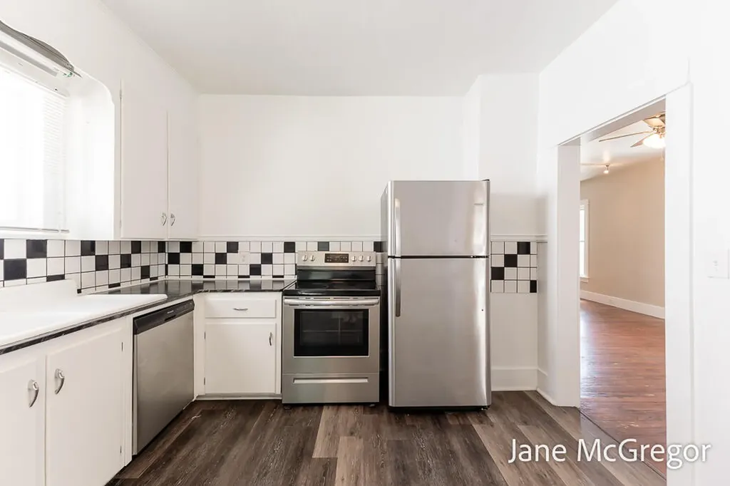 2023 Henry Street Muskegon City MI 49441