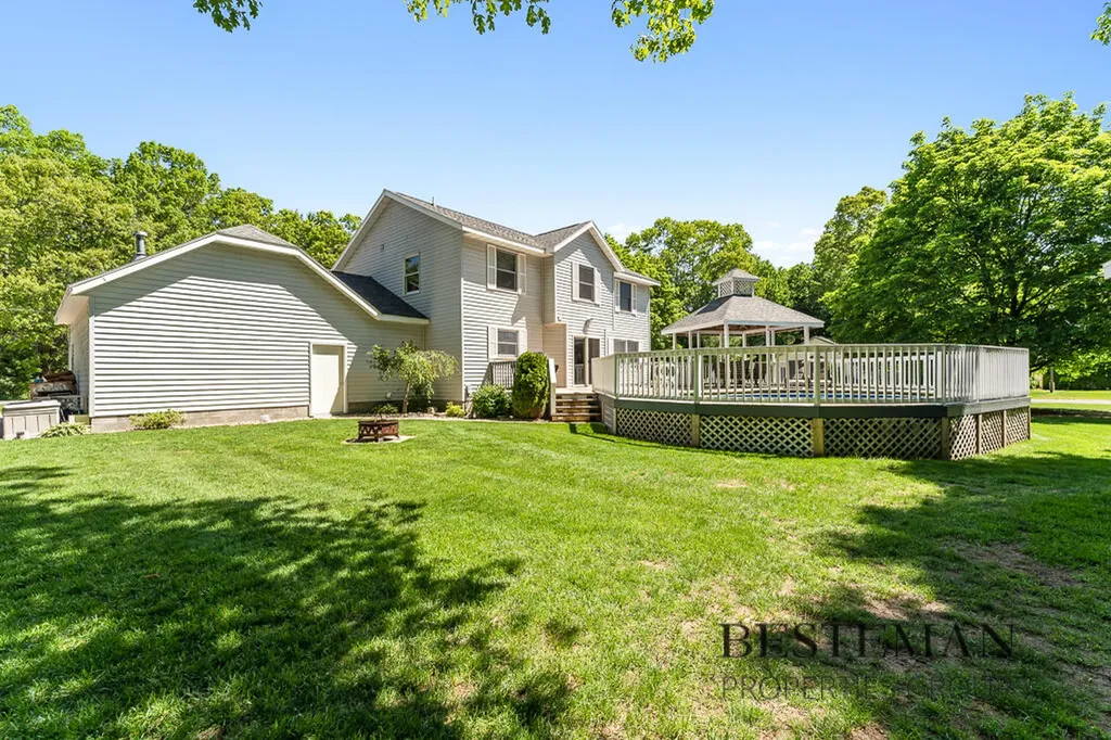 2023 Filonow Drive Fruitport Charter Township MI 49444