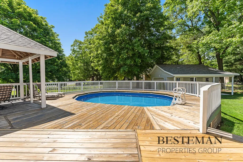 2023 Filonow Drive Fruitport Charter Township MI 49444