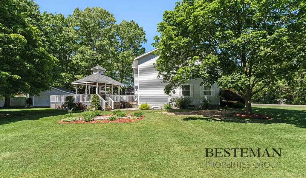 2023 Filonow Drive Fruitport Charter Township MI 49444
