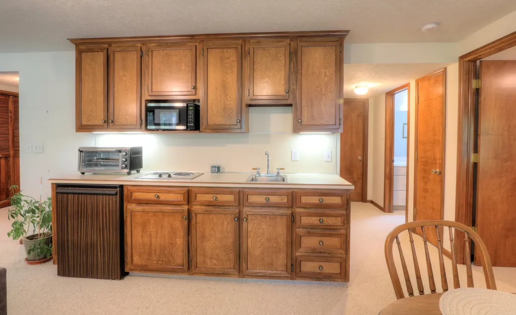 500 W Main Avenue Zeeland City MI 49464