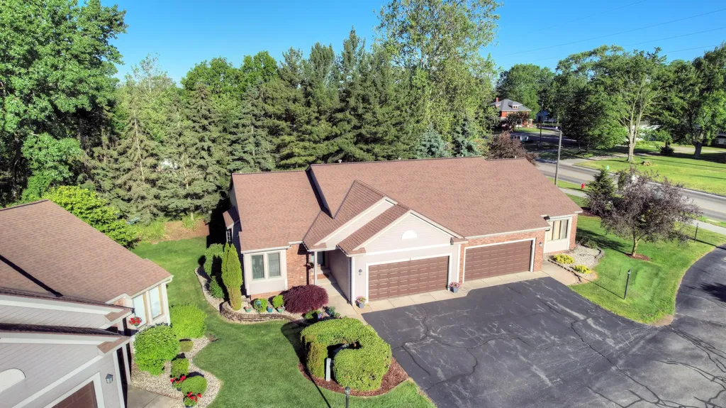 500 W Main Avenue Zeeland City MI 49464