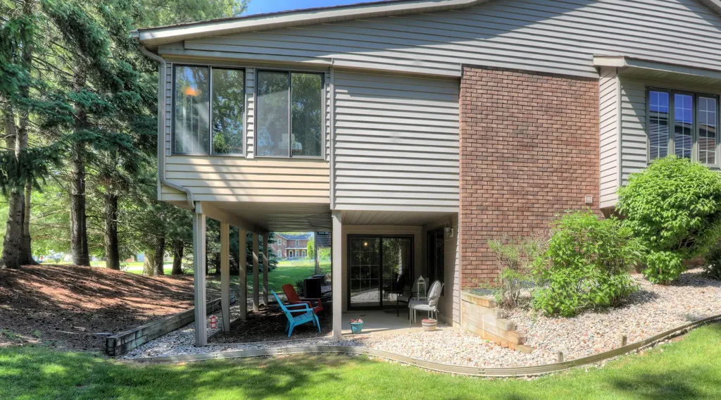 500 W Main Avenue Zeeland City MI 49464