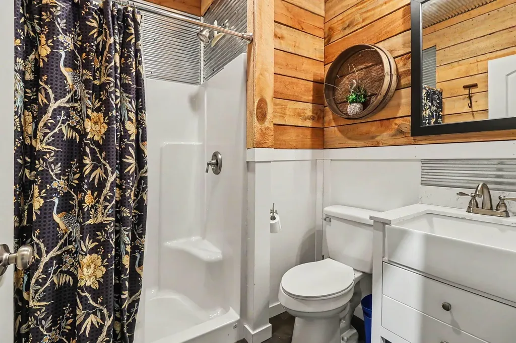 6830 N 120th Avenue Crystal Township MI 49420