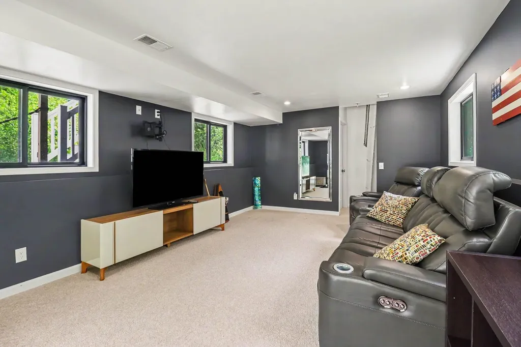 6830 N 120th Avenue Crystal Township MI 49420