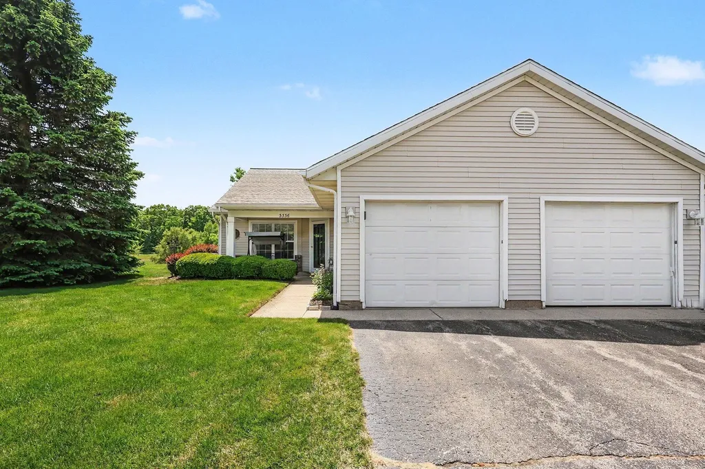 3336 Clear Vista Court NE Plainfield Charter Township MI 49525