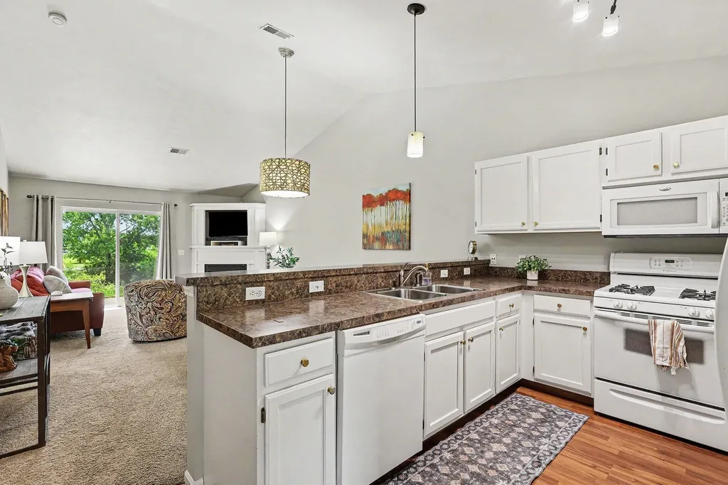 3336 Clear Vista Court NE Plainfield Charter Township MI 49525