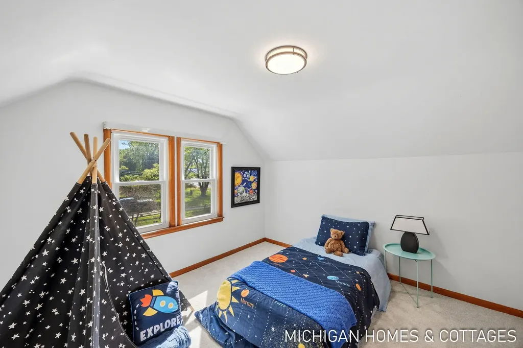 10671 Chicago Drive Holland Charter Township MI 49464