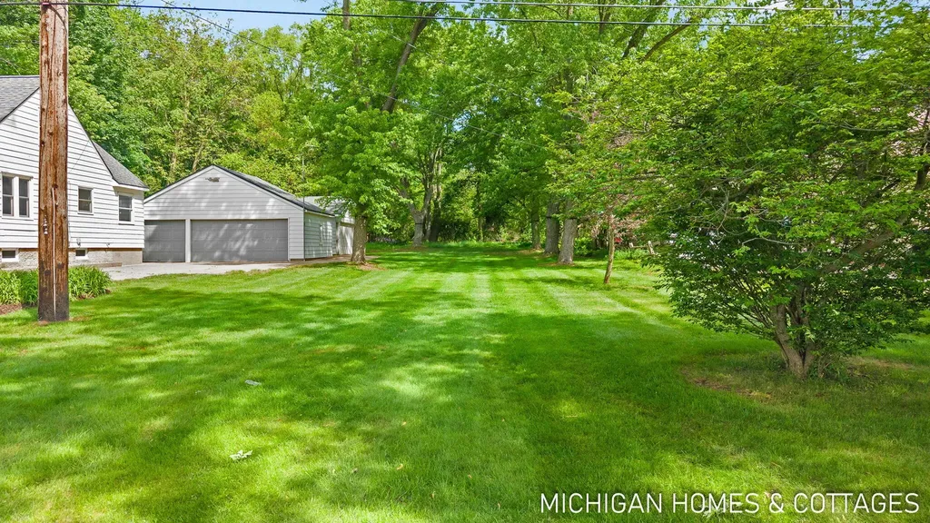 10671 Chicago Drive Holland Charter Township MI 49464