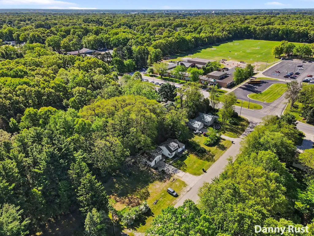 1430 Delz Drive Laketon Township MI 49445