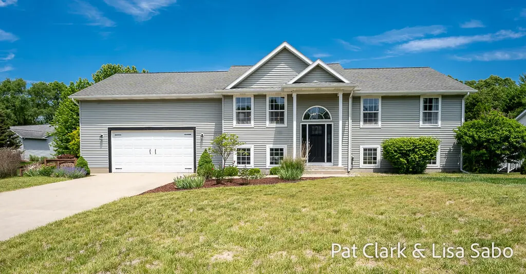 3296 Rambling Brook Road Fruitport Charter Township MI 49444