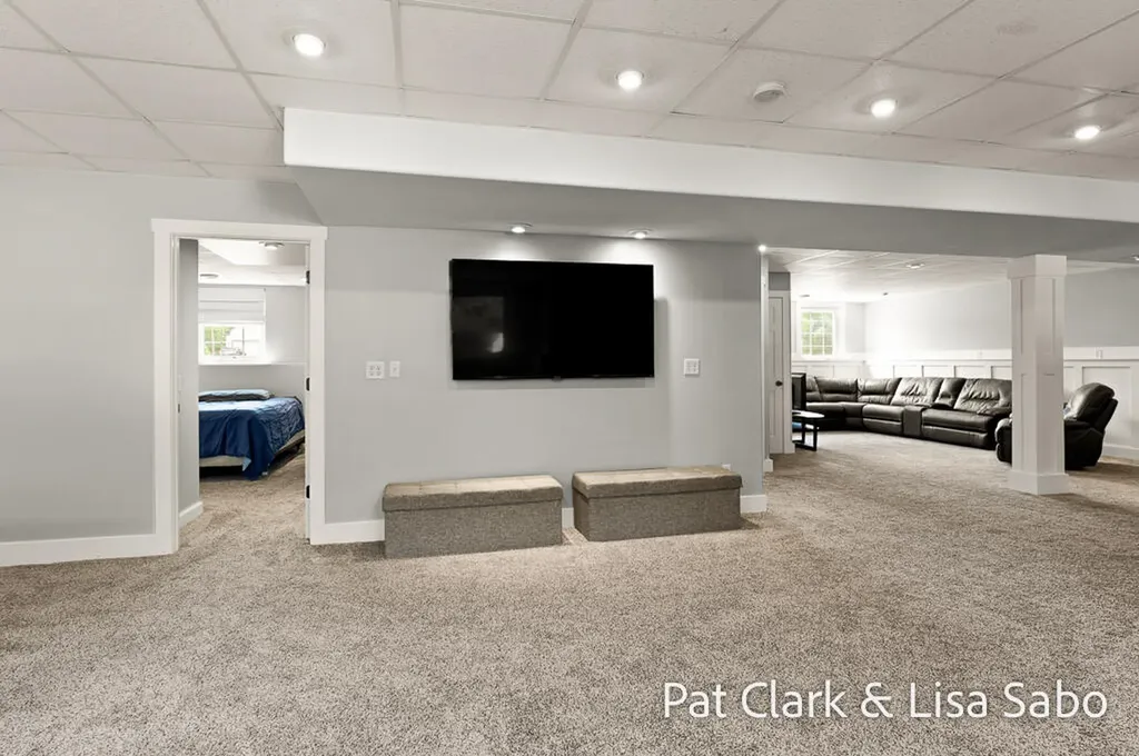 3296 Rambling Brook Road Fruitport Charter Township MI 49444