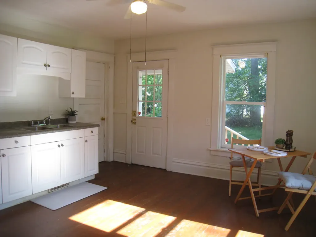 455 Leonard Avenue Muskegon City MI 49442