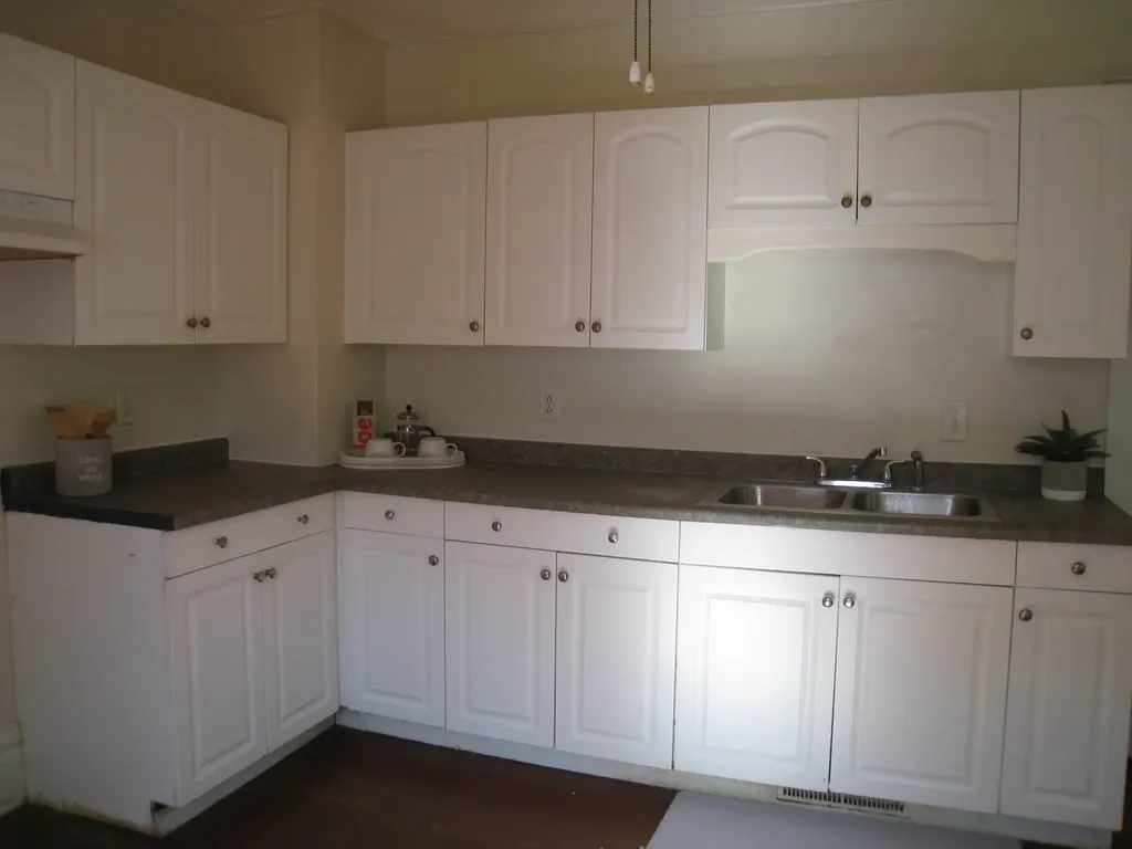 455 Leonard Avenue Muskegon City MI 49442