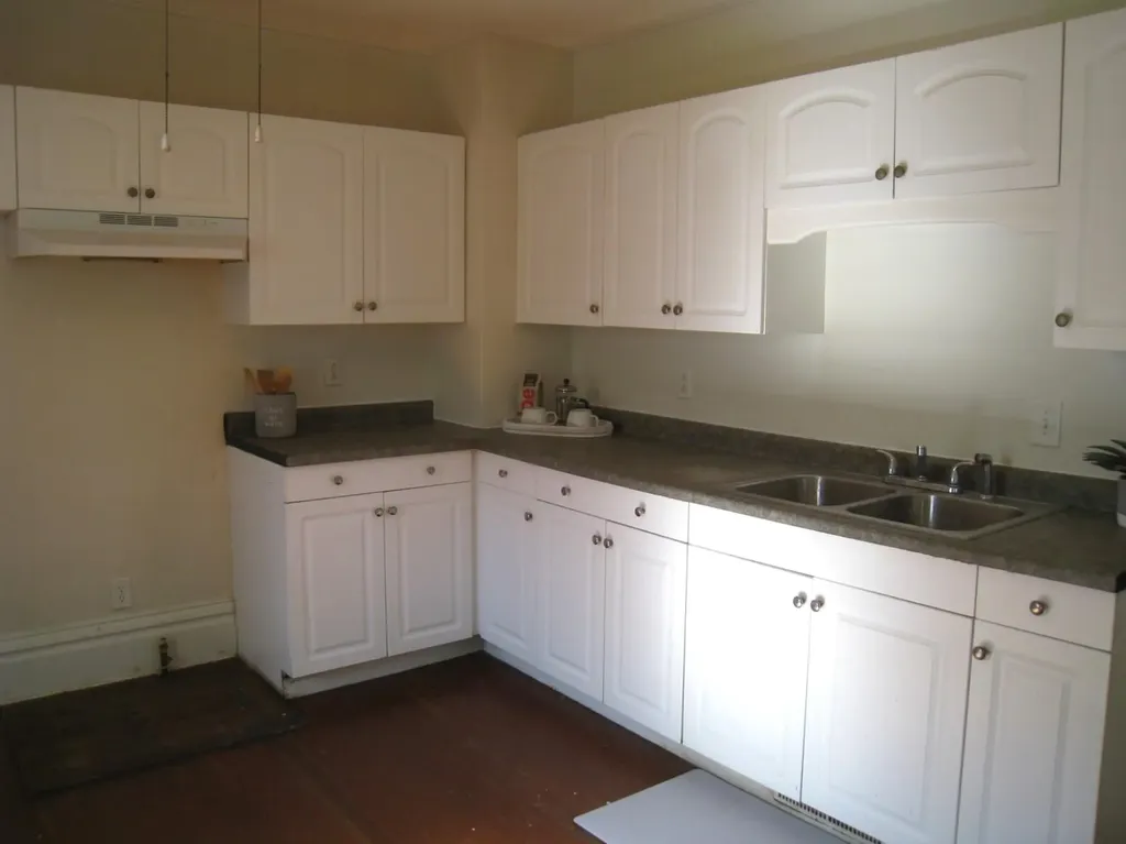 455 Leonard Avenue Muskegon City MI 49442