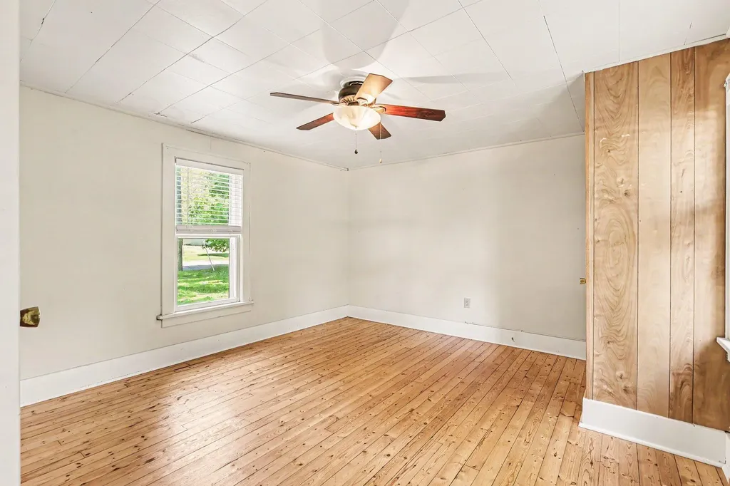 4865 Dowling Street Montague City MI 49437