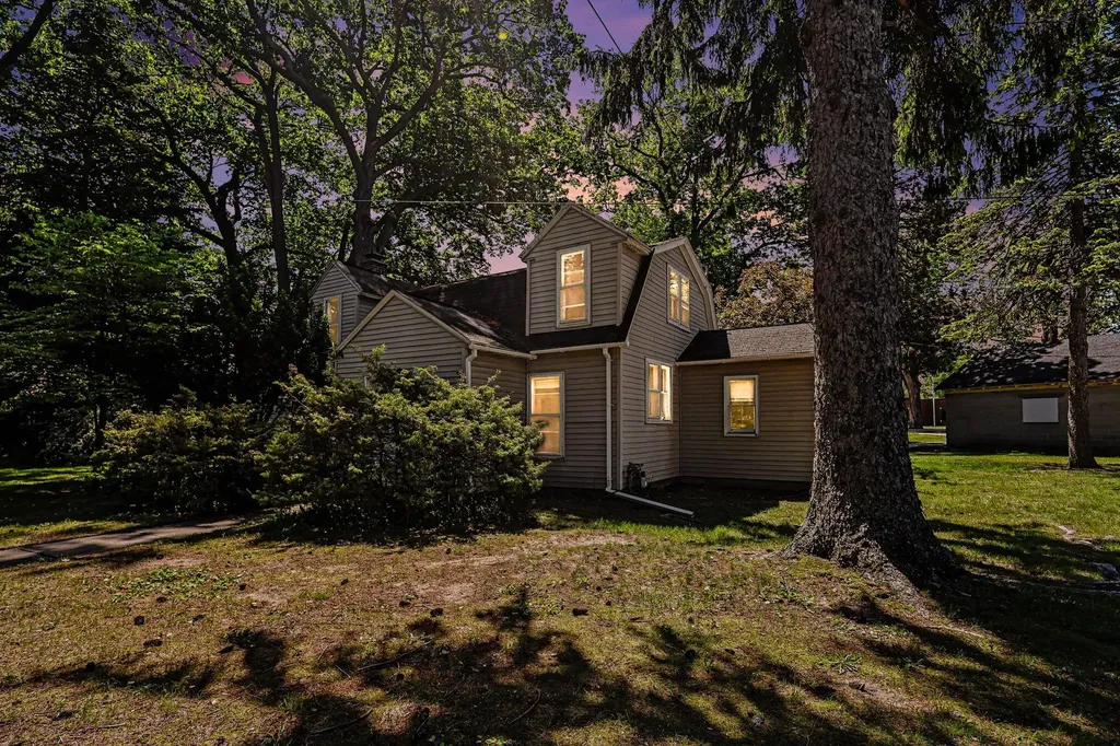 4865 Dowling Street Montague City MI 49437
