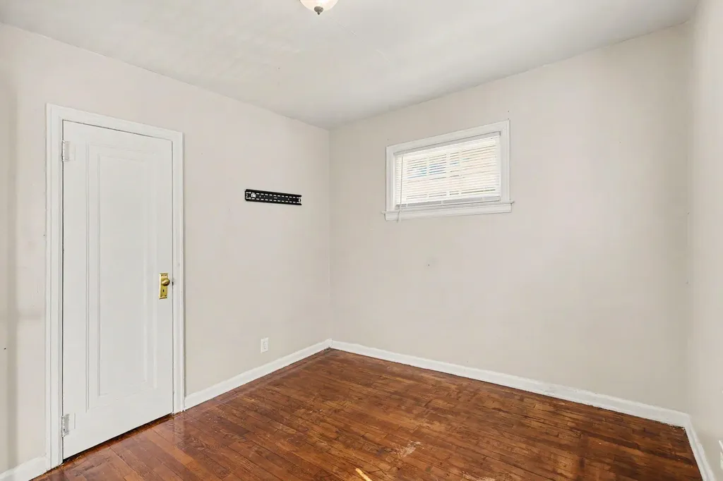 3329 Sanford Street Muskegon Heights City MI 49444