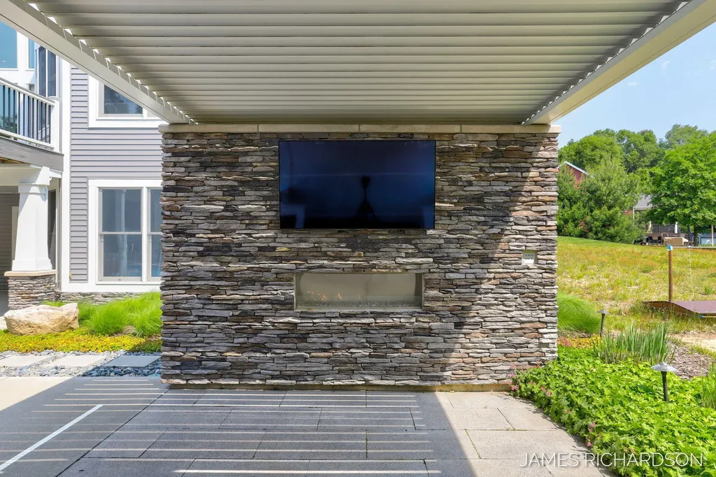 12974 Boulderway Trail Grand Haven Charter Township MI 49417