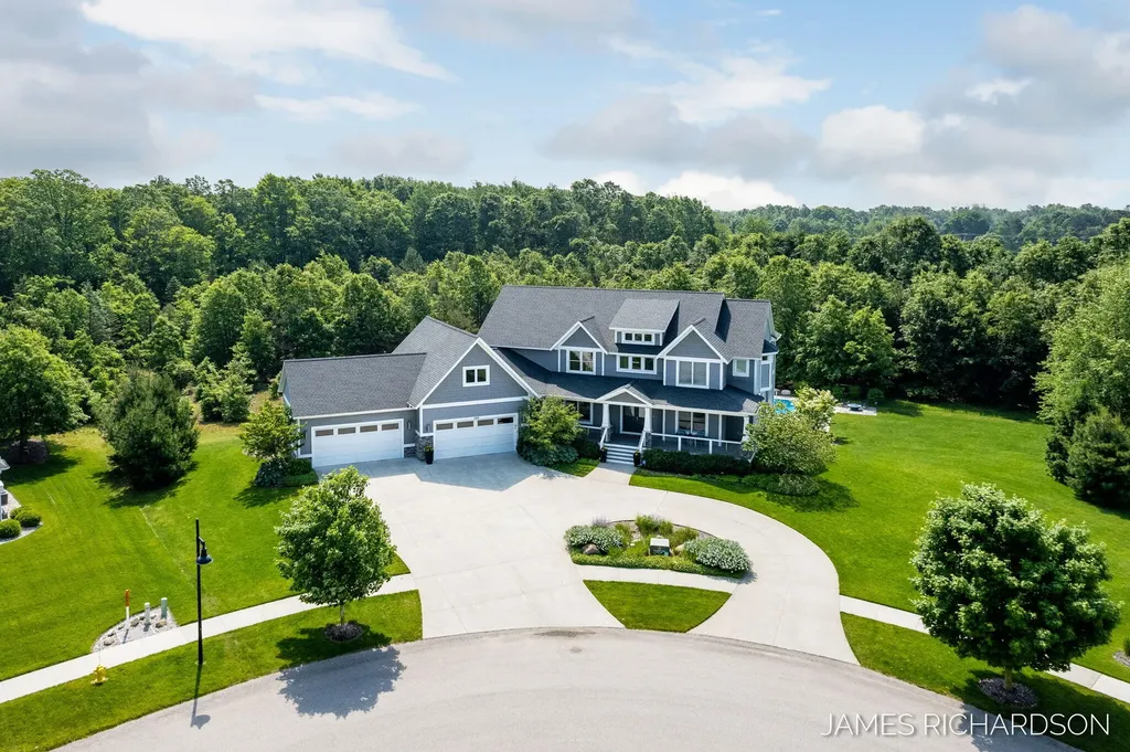 12974 Boulderway Trail Grand Haven Charter Township MI 49417
