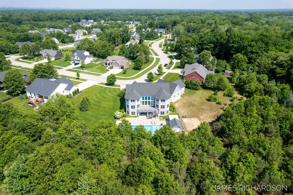 12974 Boulderway Trail Grand Haven Charter Township MI 49417