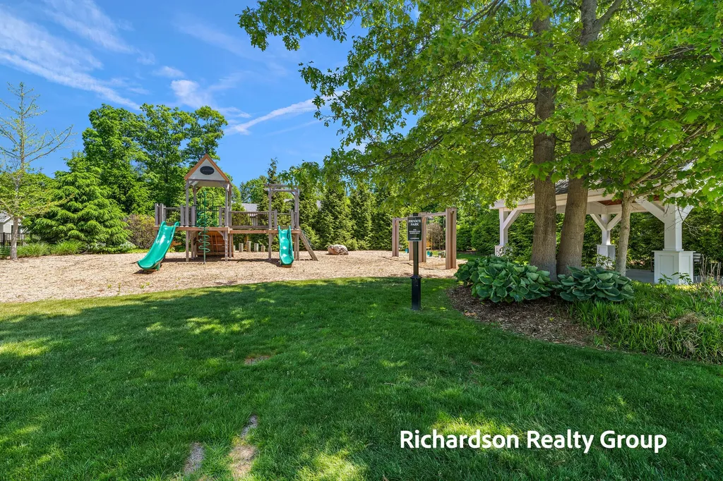 12974 Boulderway Trail Grand Haven Charter Township MI 49417