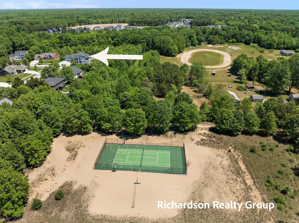12974 Boulderway Trail Grand Haven Charter Township MI 49417