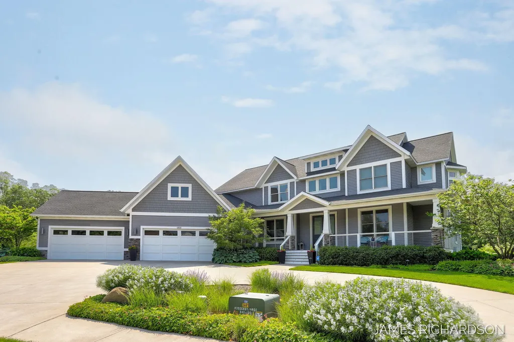 12974 Boulderway Trail Grand Haven Charter Township MI 49417