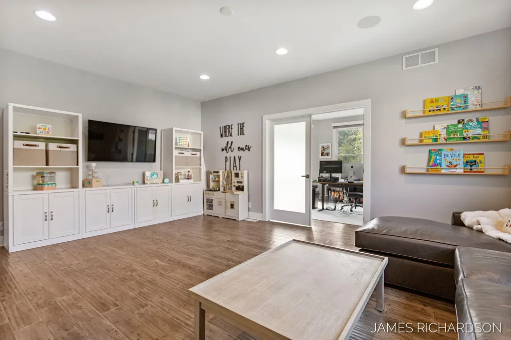 12974 Boulderway Trail Grand Haven Charter Township MI 49417