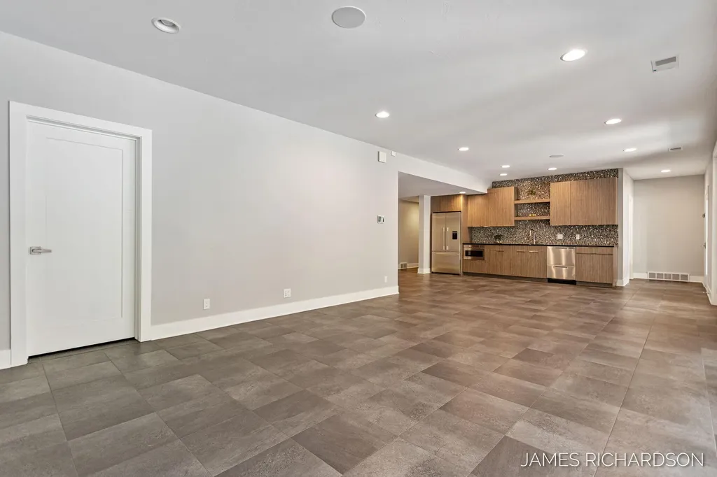 12974 Boulderway Trail Grand Haven Charter Township MI 49417