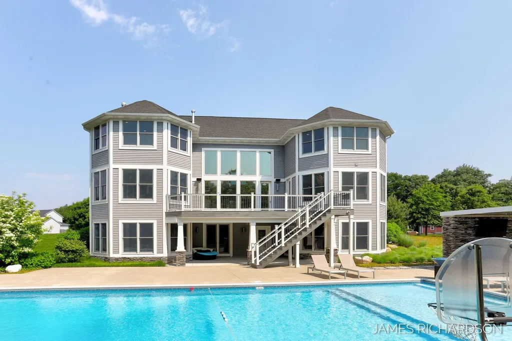 12974 Boulderway Trail Grand Haven Charter Township MI 49417