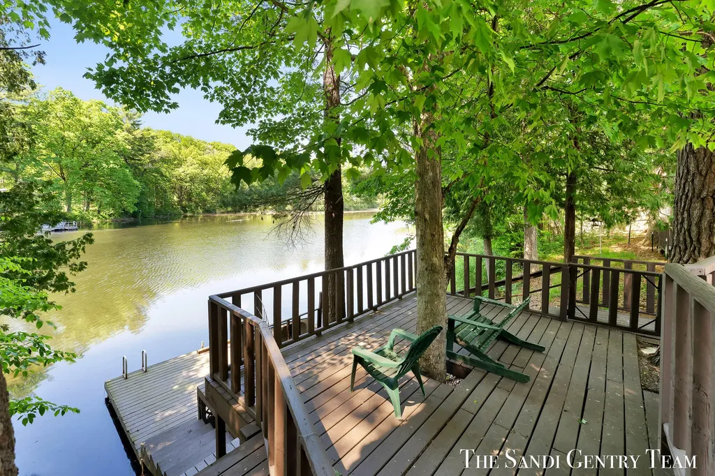 602 Fruitvale Road Blue Lake Township MI 49437