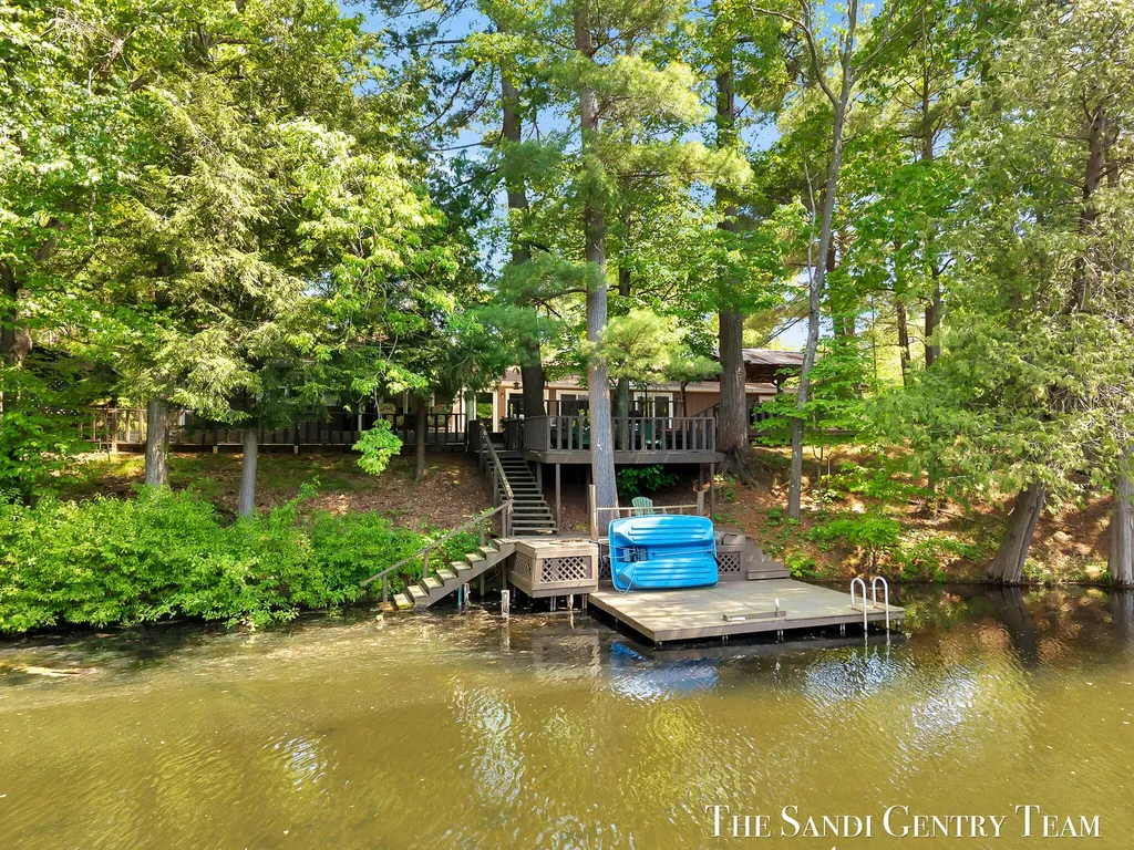 602 Fruitvale Road Blue Lake Township MI 49437