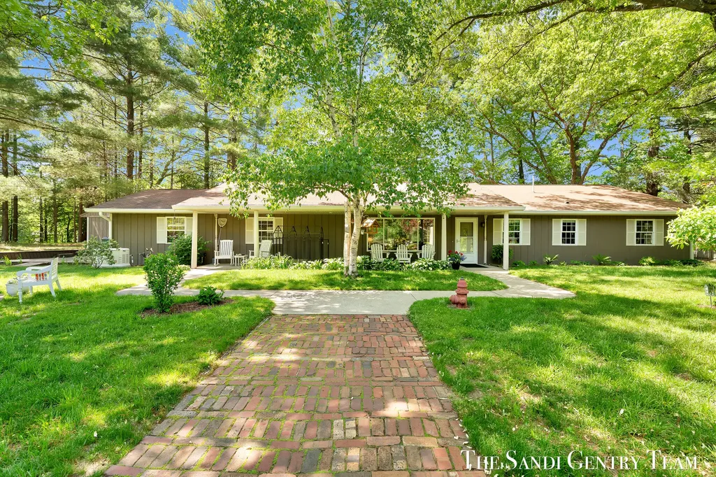 602 Fruitvale Road Blue Lake Township MI 49437