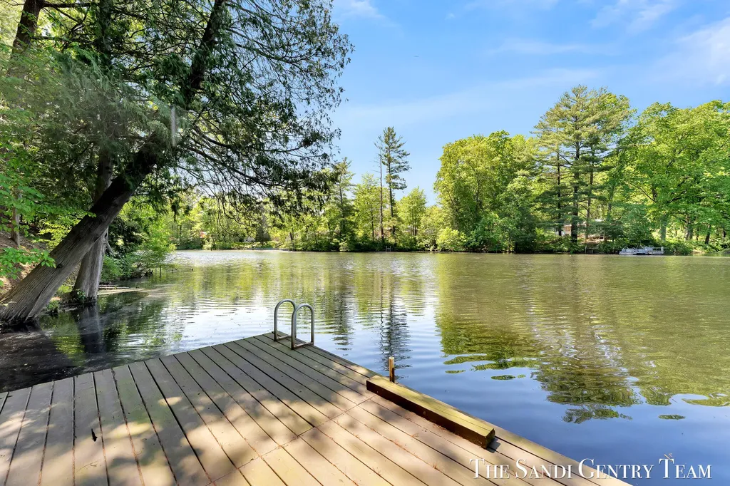602 Fruitvale Road Blue Lake Township MI 49437