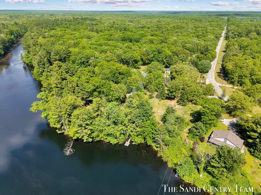 602 Fruitvale Road Blue Lake Township MI 49437