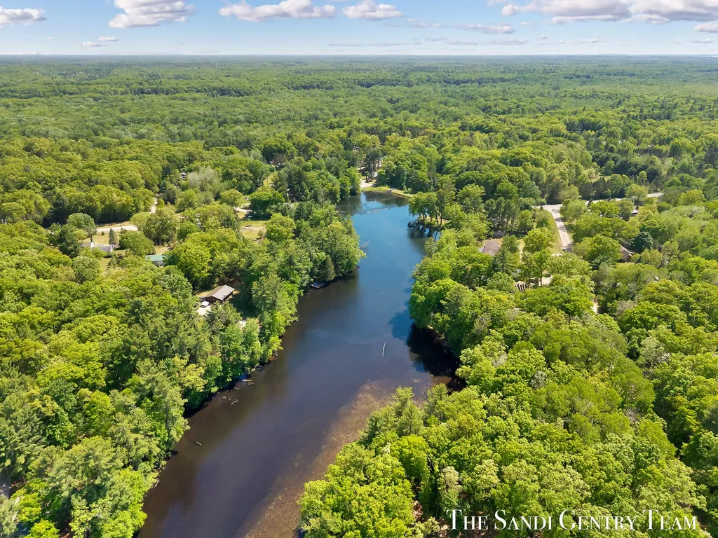 602 Fruitvale Road Blue Lake Township MI 49437