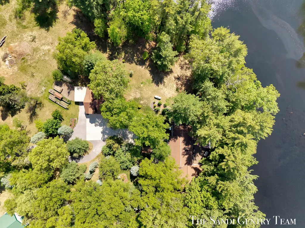 602 Fruitvale Road Blue Lake Township MI 49437