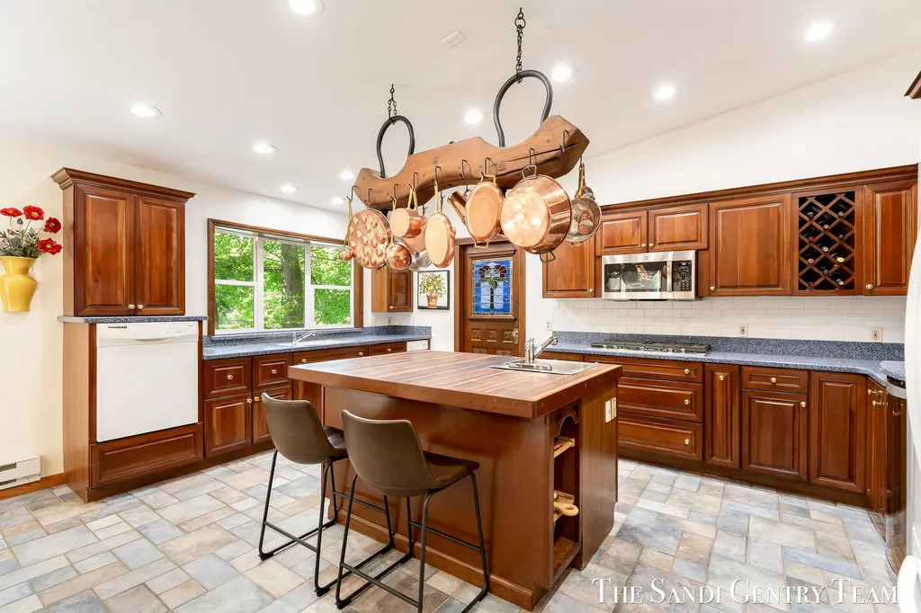 602 Fruitvale Road Blue Lake Township MI 49437