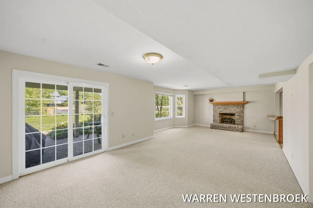 969 Meadow Ridge Drive Park Township MI 49424