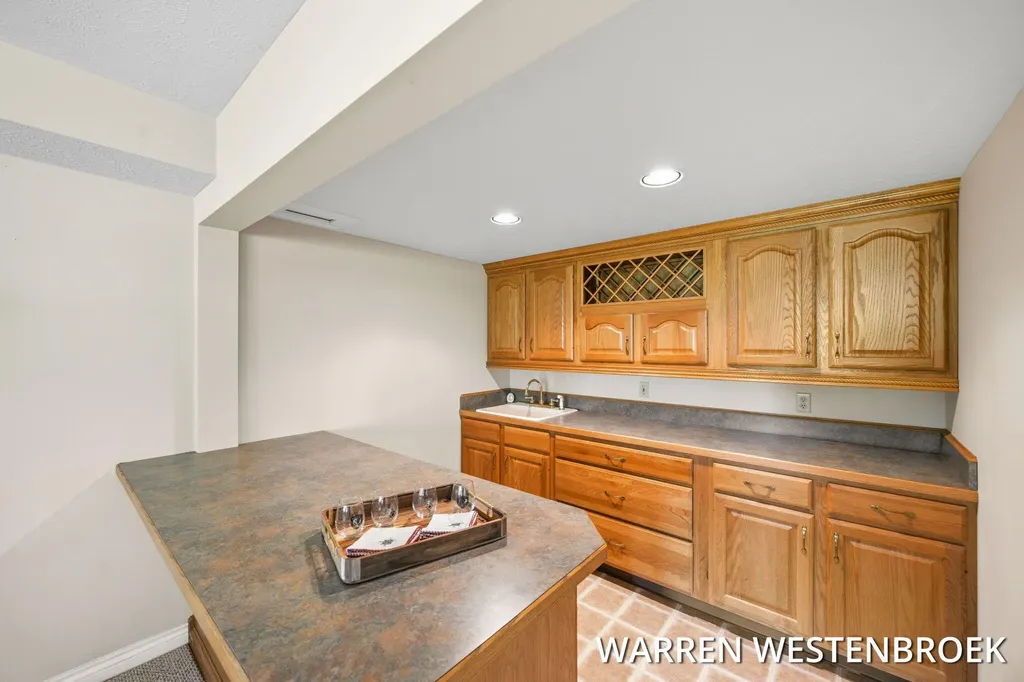 969 Meadow Ridge Drive Park Township MI 49424