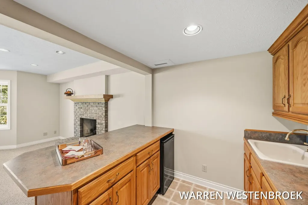 969 Meadow Ridge Drive Park Township MI 49424