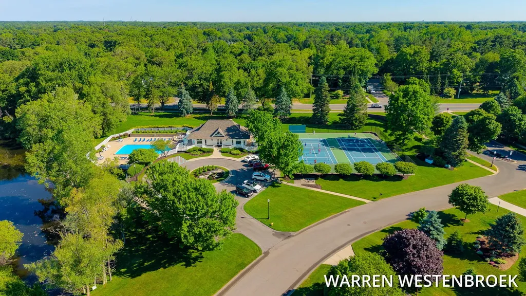 969 Meadow Ridge Drive Park Township MI 49424