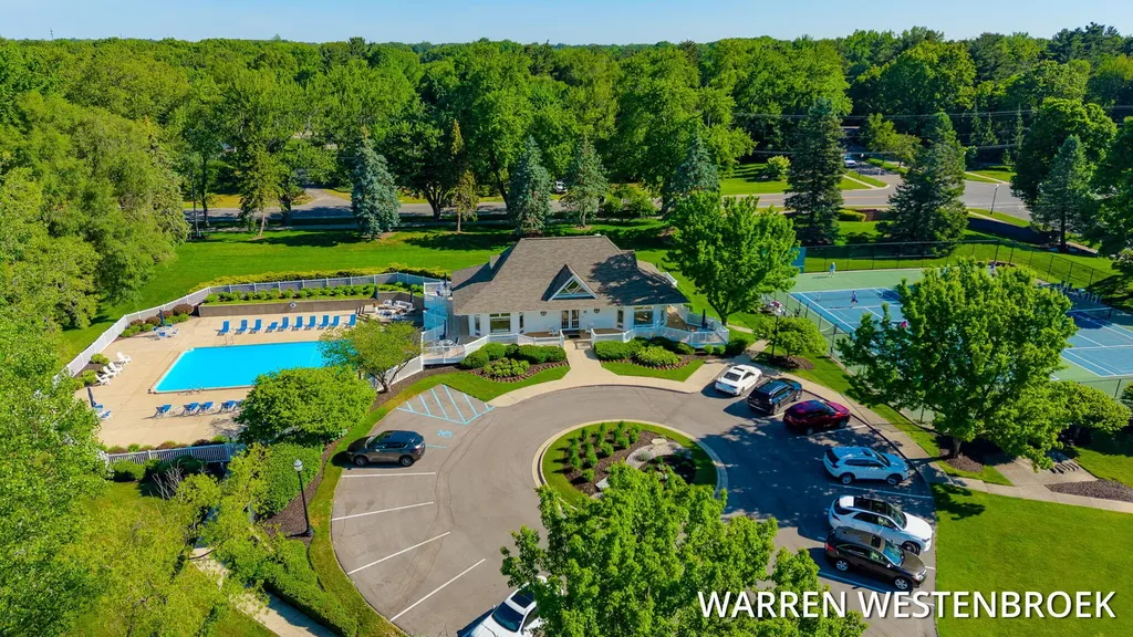 969 Meadow Ridge Drive Park Township MI 49424