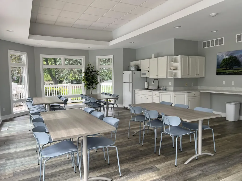 969 Meadow Ridge Drive Park Township MI 49424