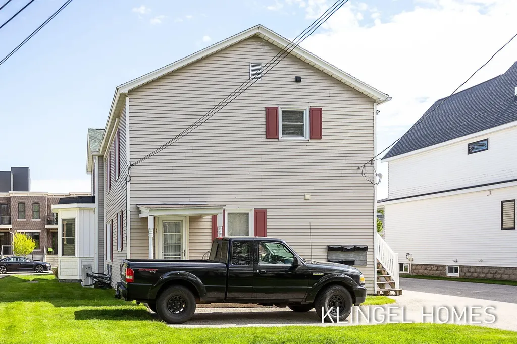308 Franklin Street Grand Haven City MI 49417